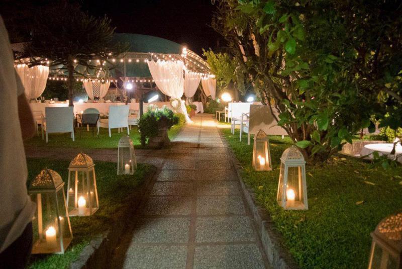 Aequa Hotel Вико Екуензе Екстериор снимка