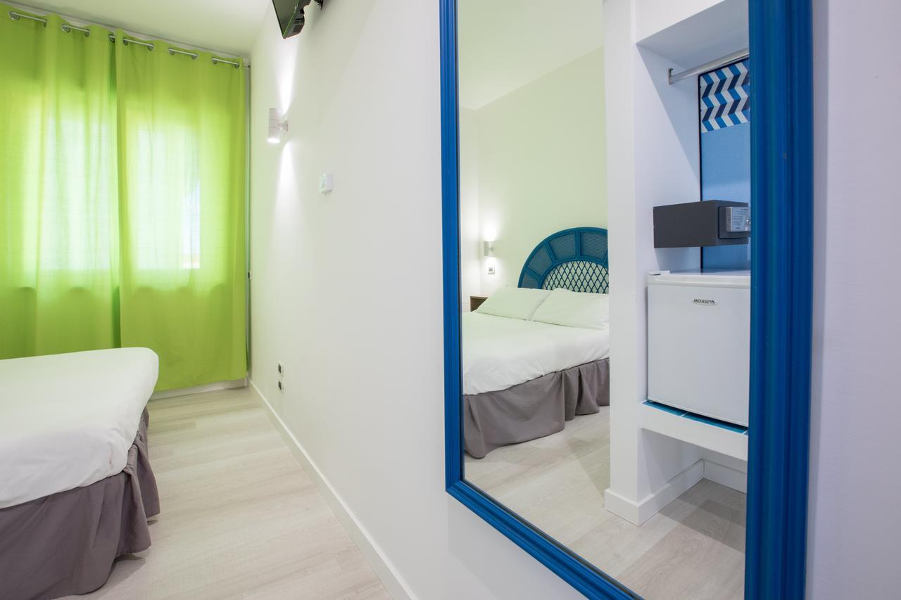 Aequa Hotel Вико Екуензе Екстериор снимка